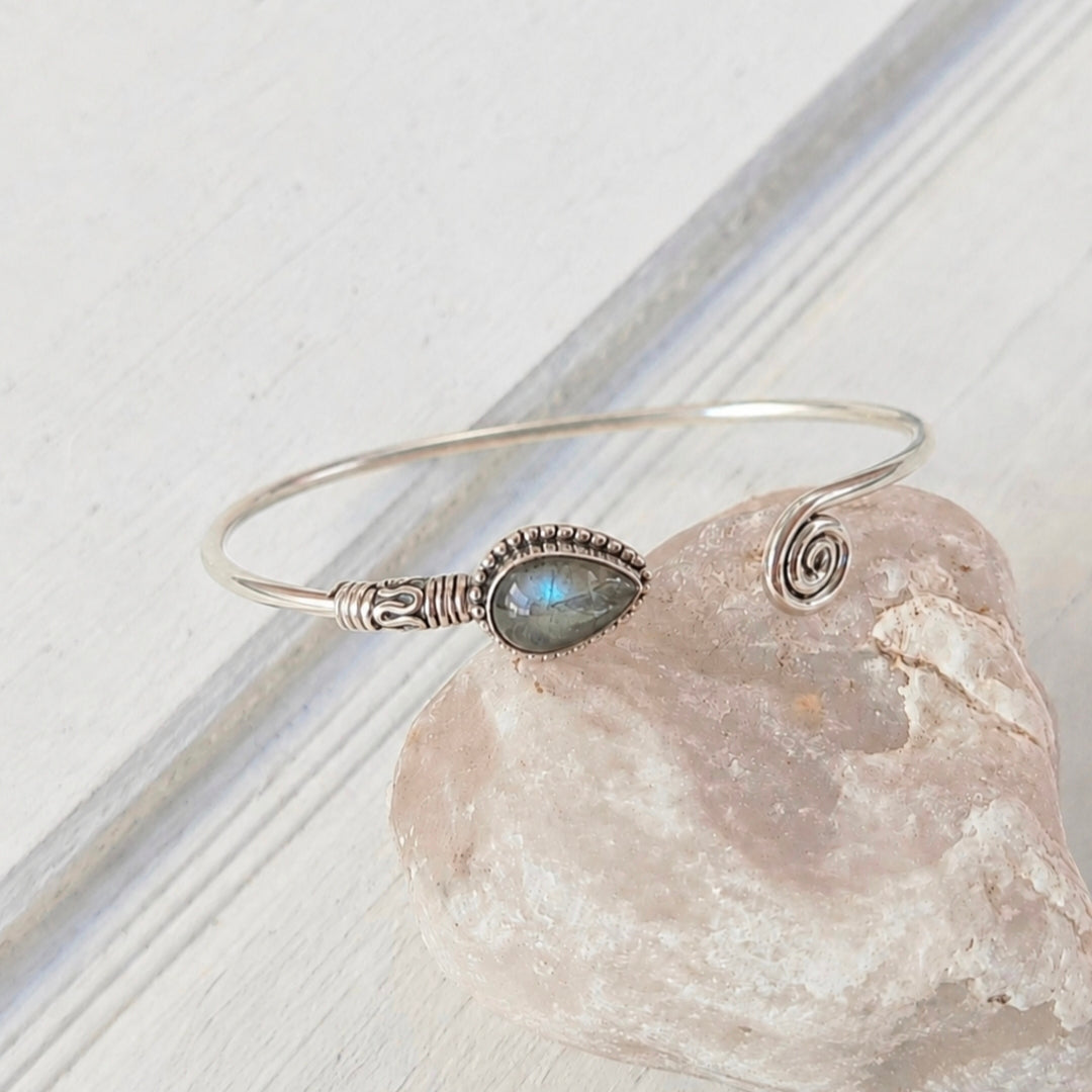 PULSERA ASTRA